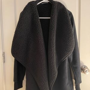 Abercrombie & Fitch shearling lined sweater/coat